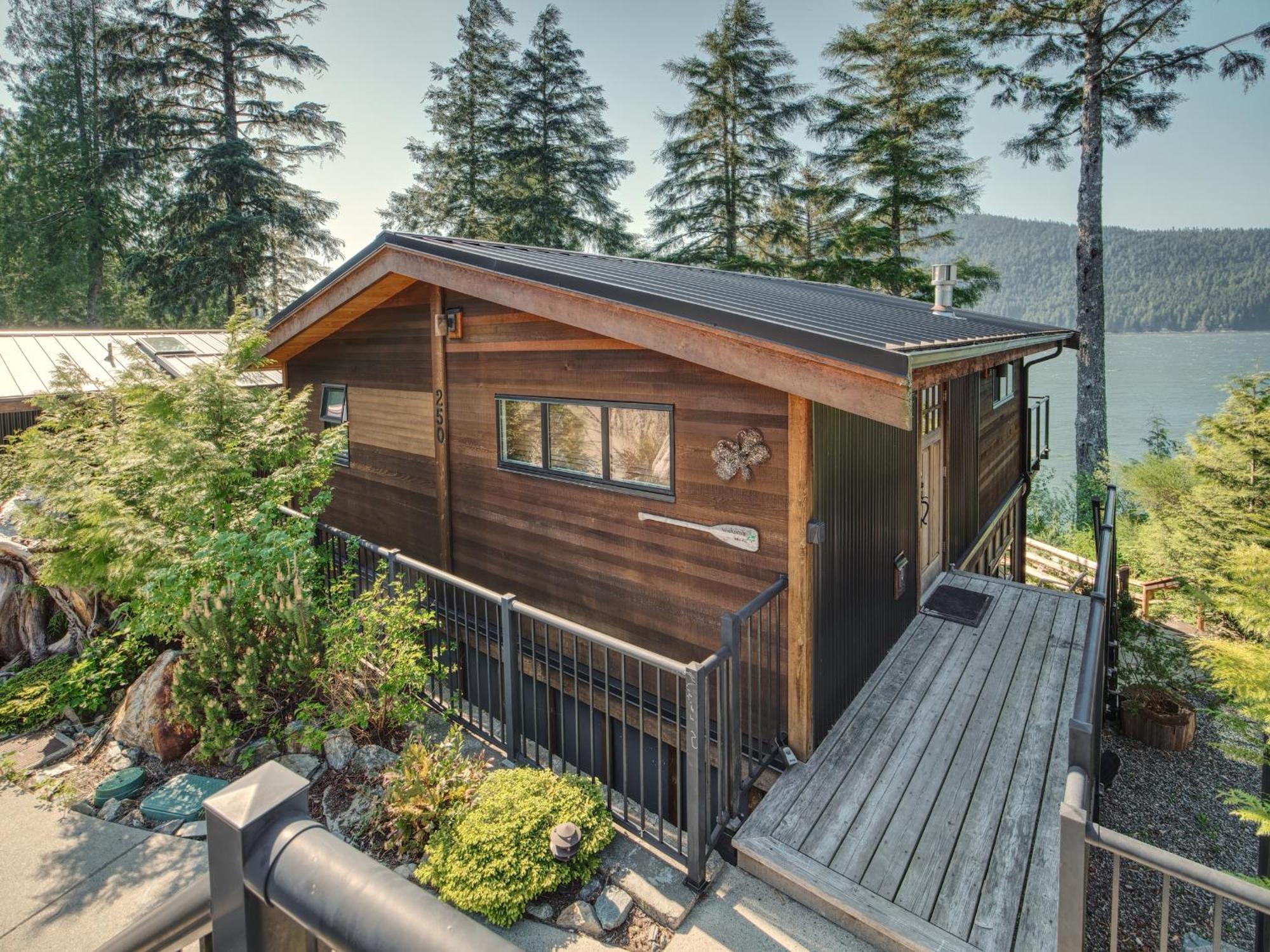 Handsome Dan'S Vacation Cottage Rentals 포트 렌프루 외부 사진