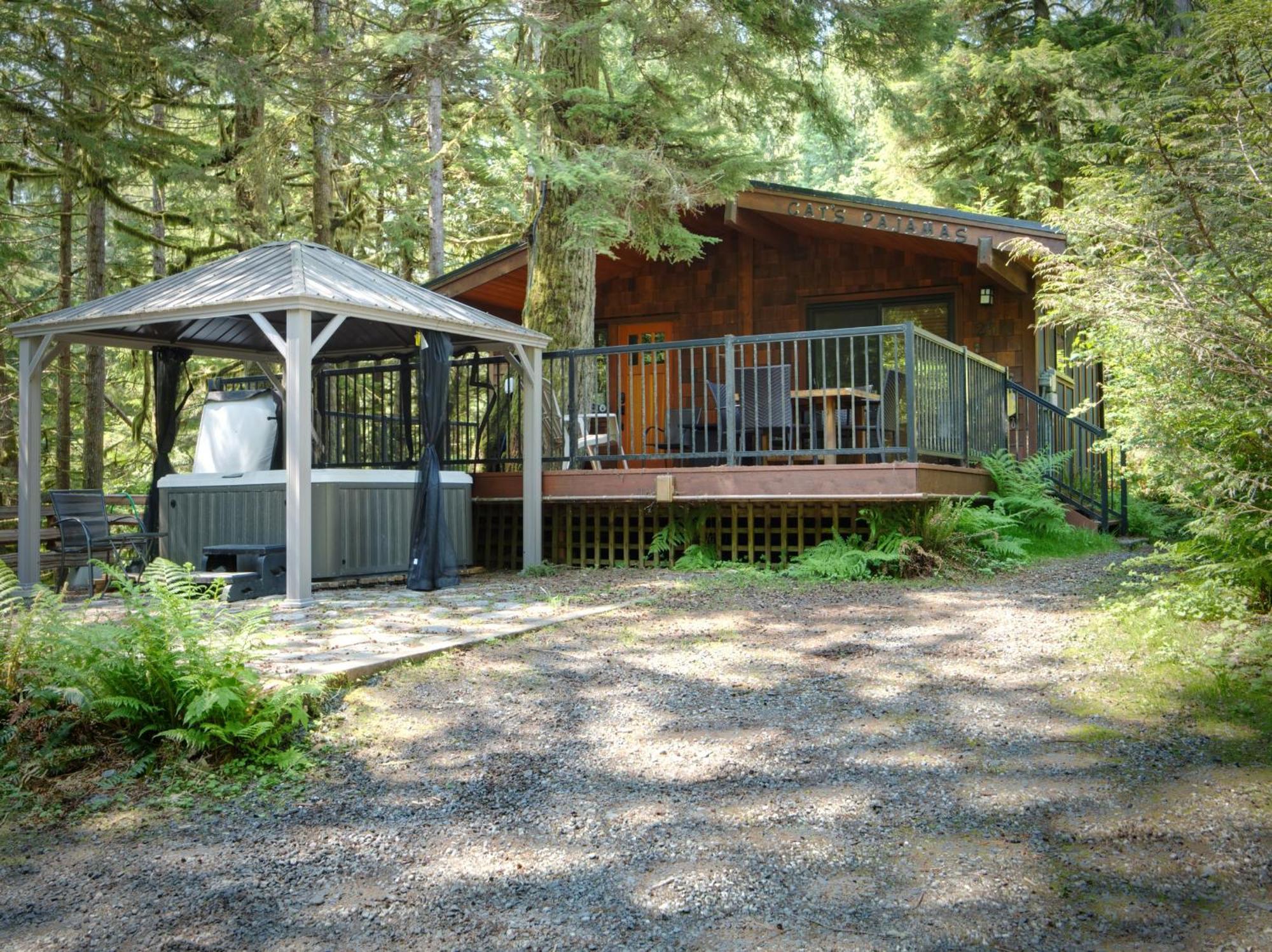 Handsome Dan'S Vacation Cottage Rentals 포트 렌프루 외부 사진