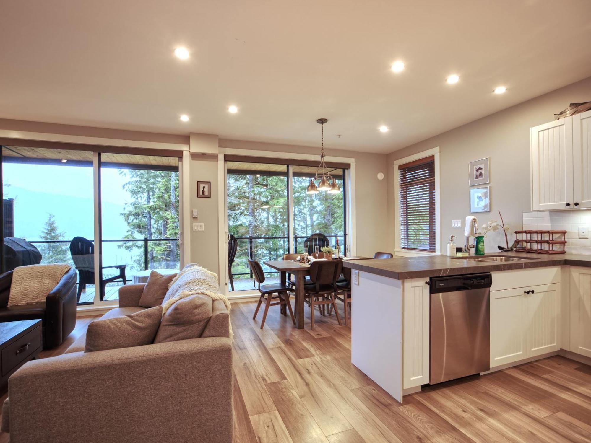 Handsome Dan'S Vacation Cottage Rentals 포트 렌프루 객실 사진
